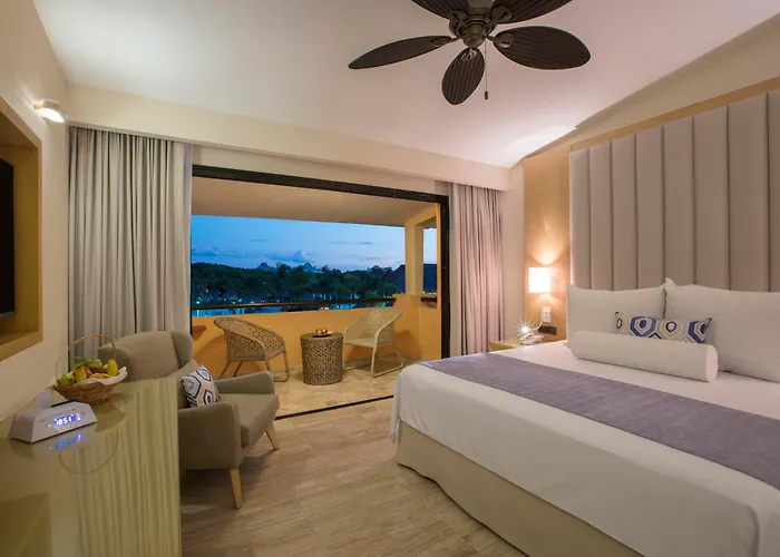 Grand Palladium Select White Sand Resort & Spa Akumal